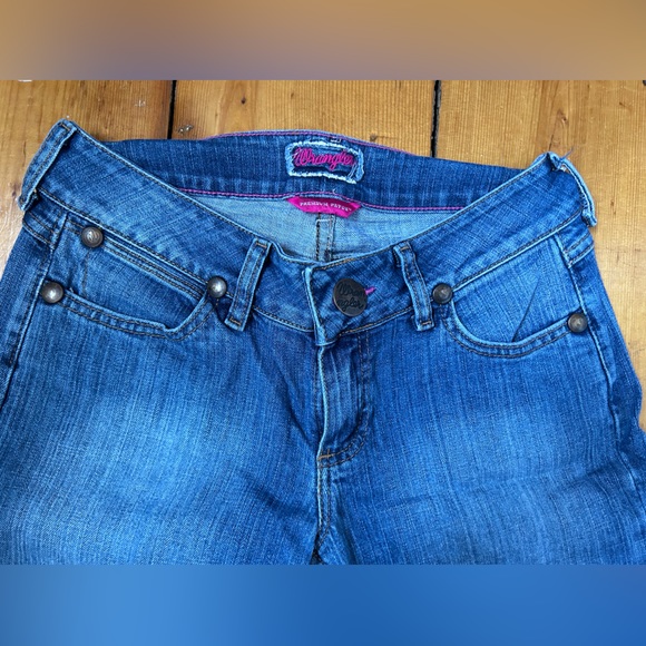 Premium Patch Wranglers - Picture 3 of 5